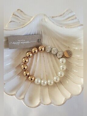 ​NWT Garden Party Faux Pearl Gold & Pave Rhinestone Stretch Bracelet W/Charm OS